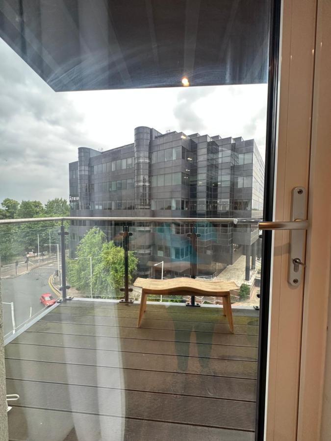 Uxbridge Apartment מראה חיצוני תמונה